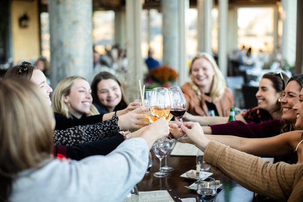 Girls at the tasting room
